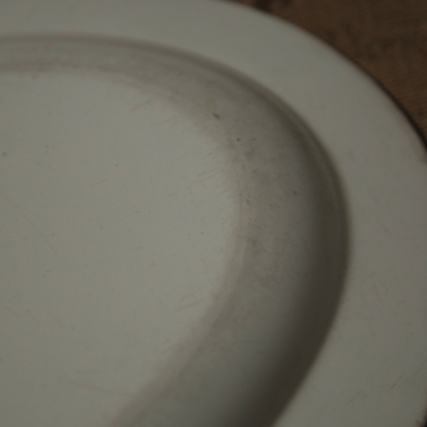 Oval plate