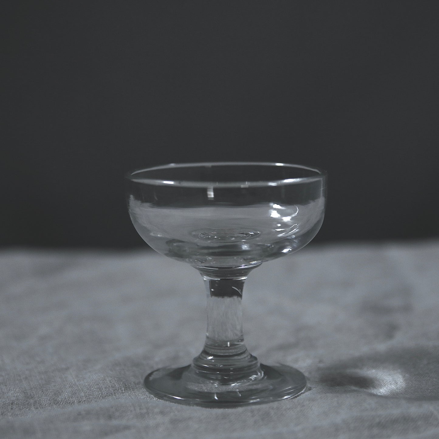 Coupe glass