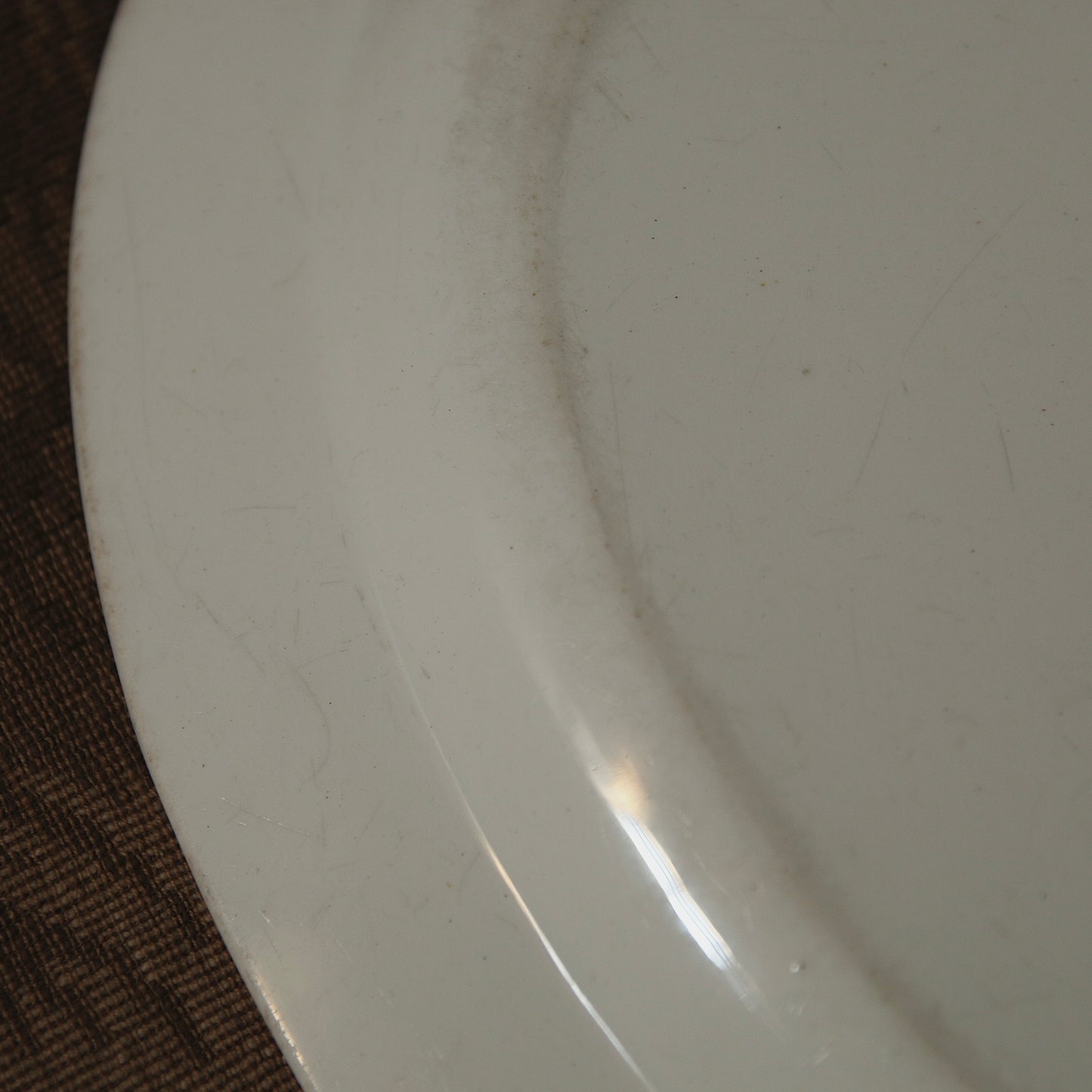 Oval plate
