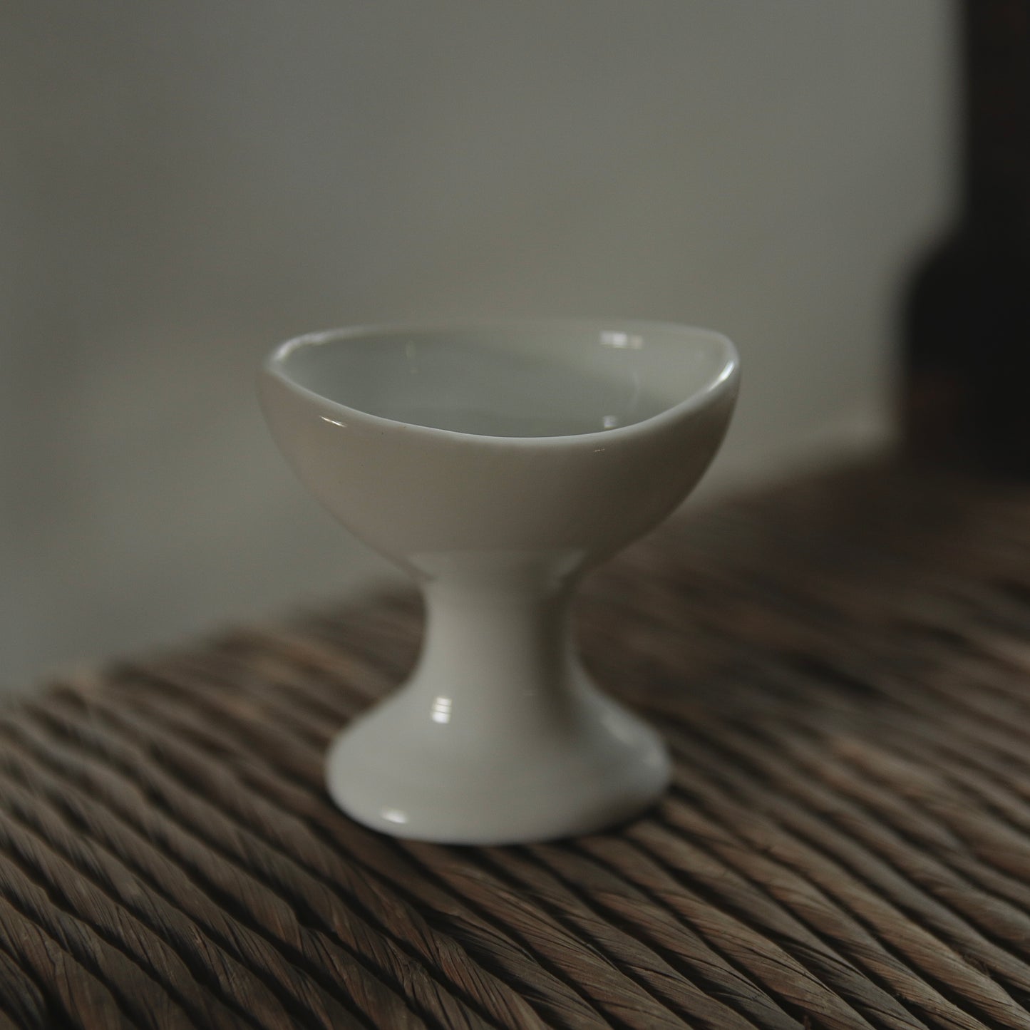 Eye wash cup