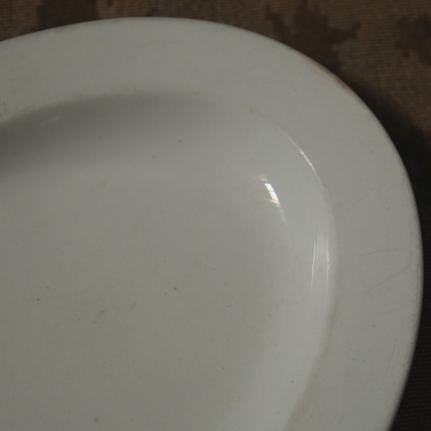 Oval plate