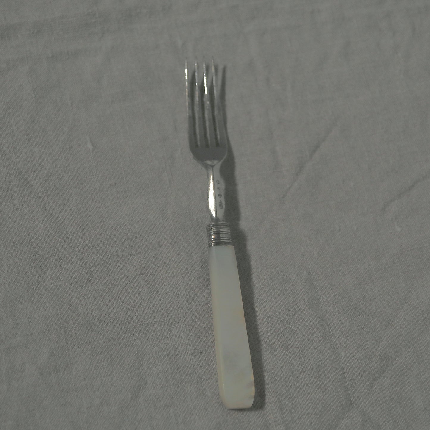 Mother of pearl dessert fork A