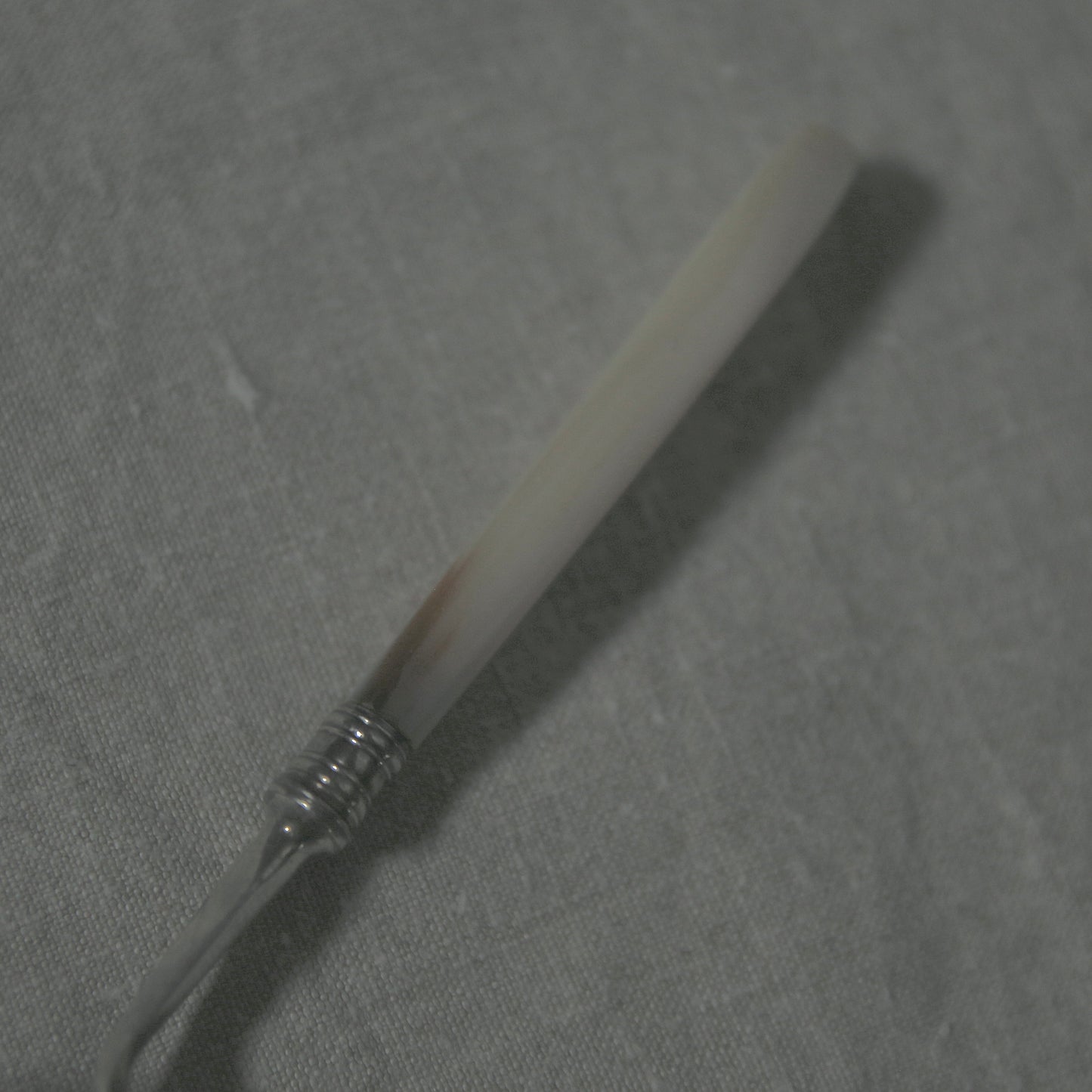 Mother of pearl dessert fork B