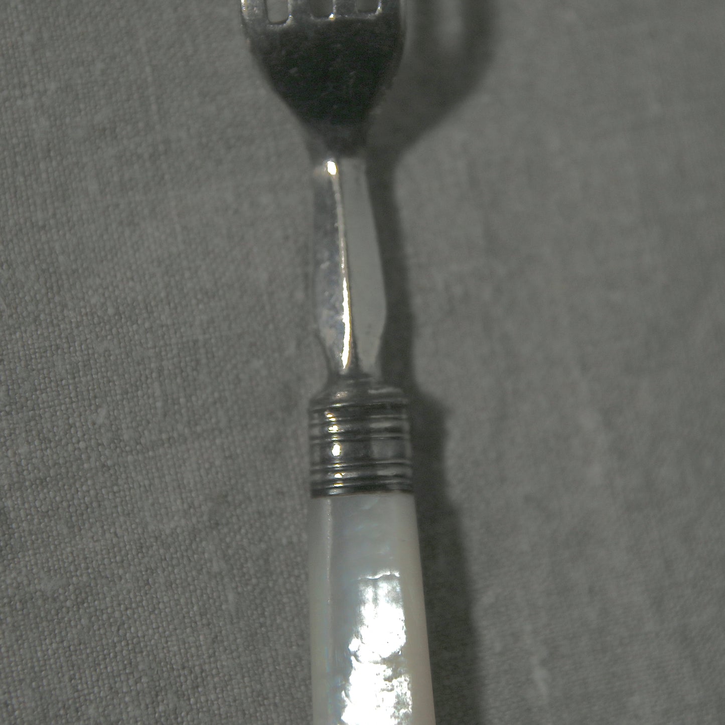 Mother of pearl dessert fork A