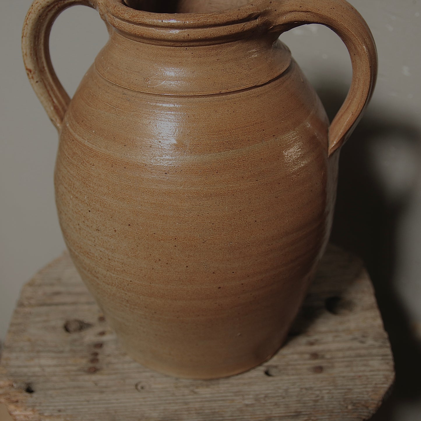 olive oil pot