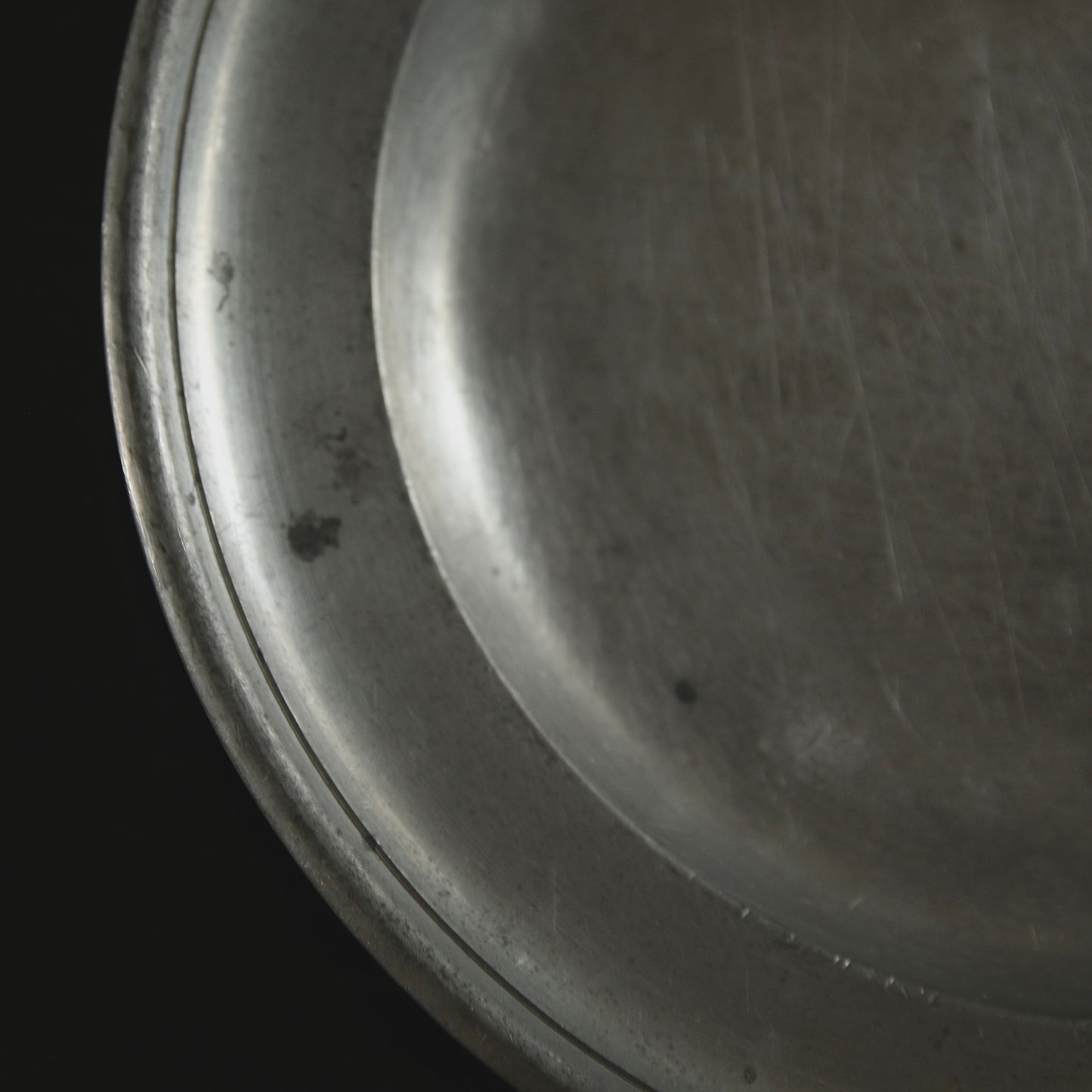 Pewter plate