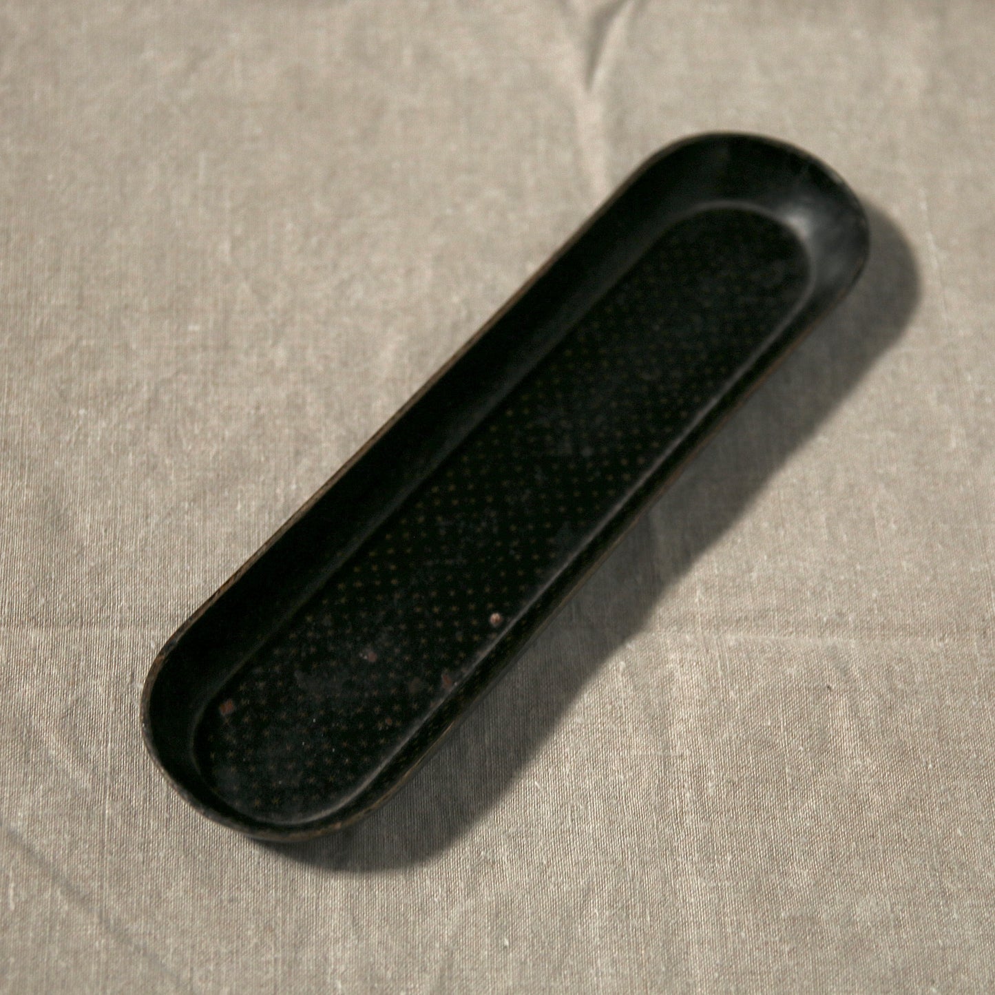 Papier mâché oval Tray