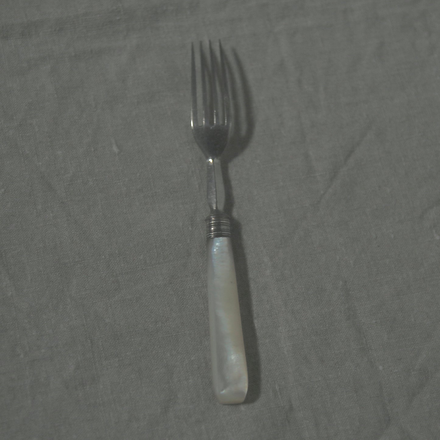 Mother of pearl dessert fork C