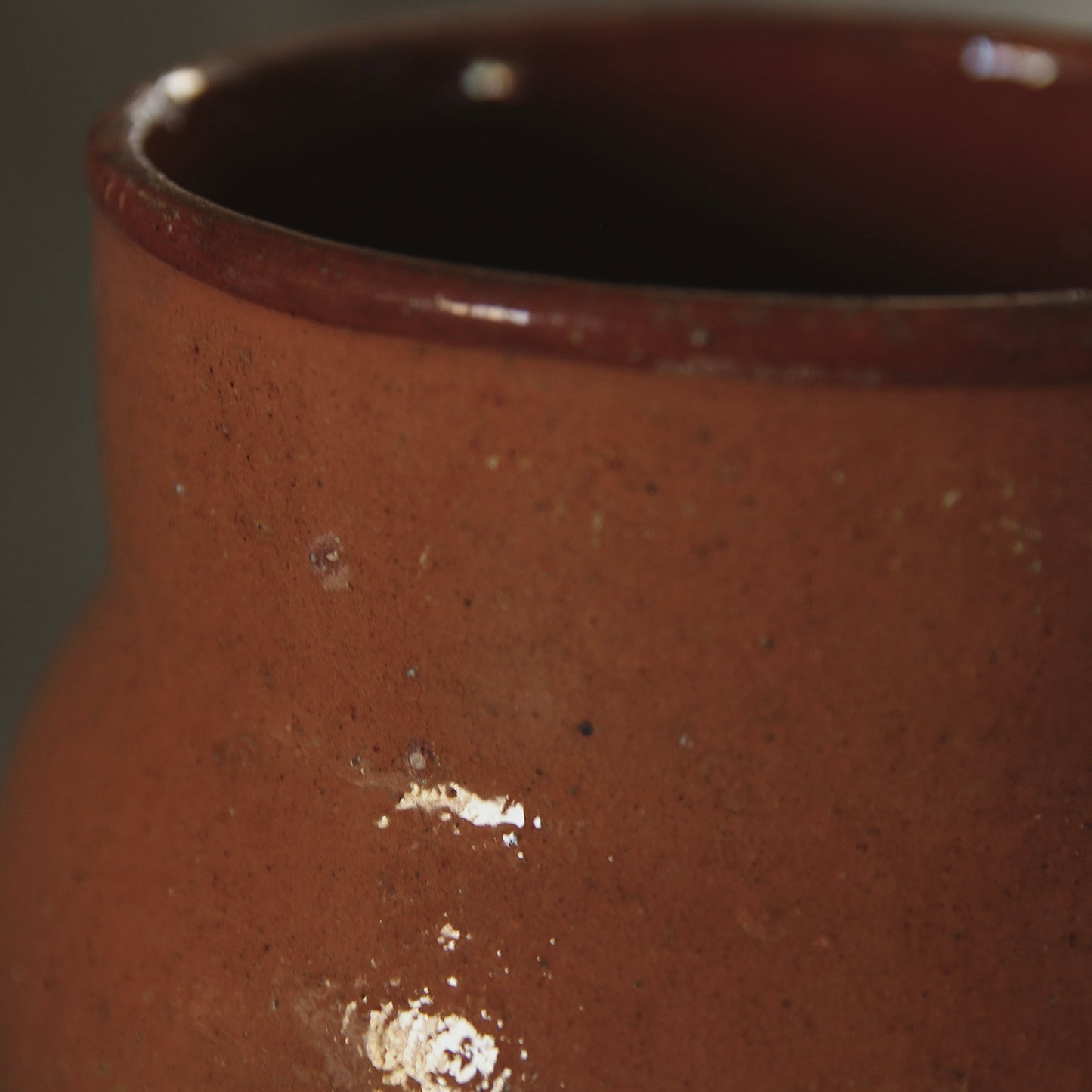 Terracotta pot