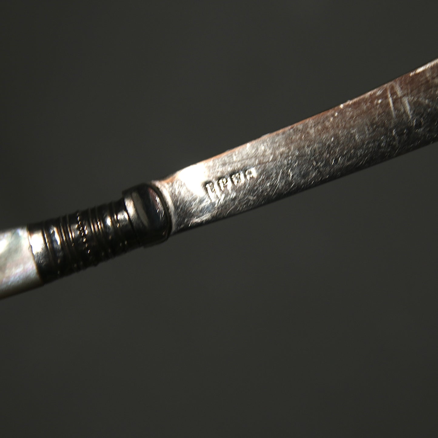 Mother of pearl butter knife D