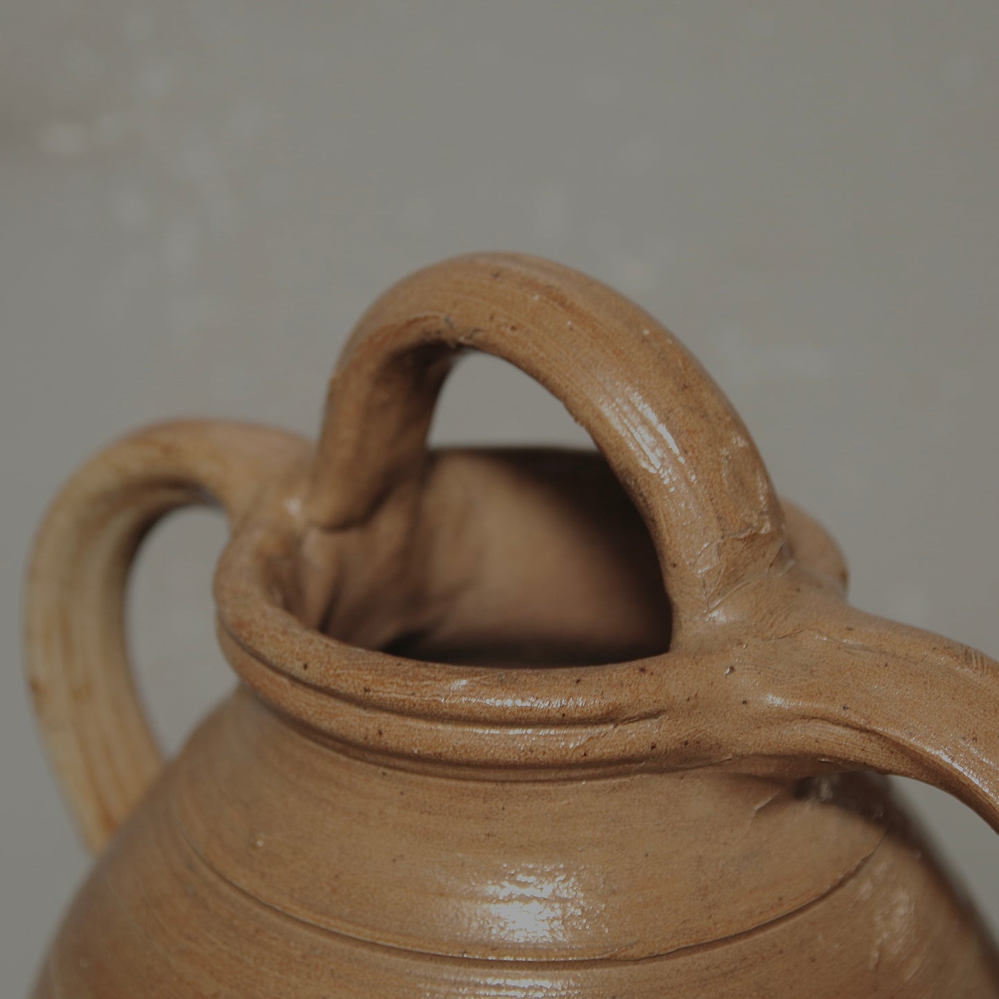 olive oil pot