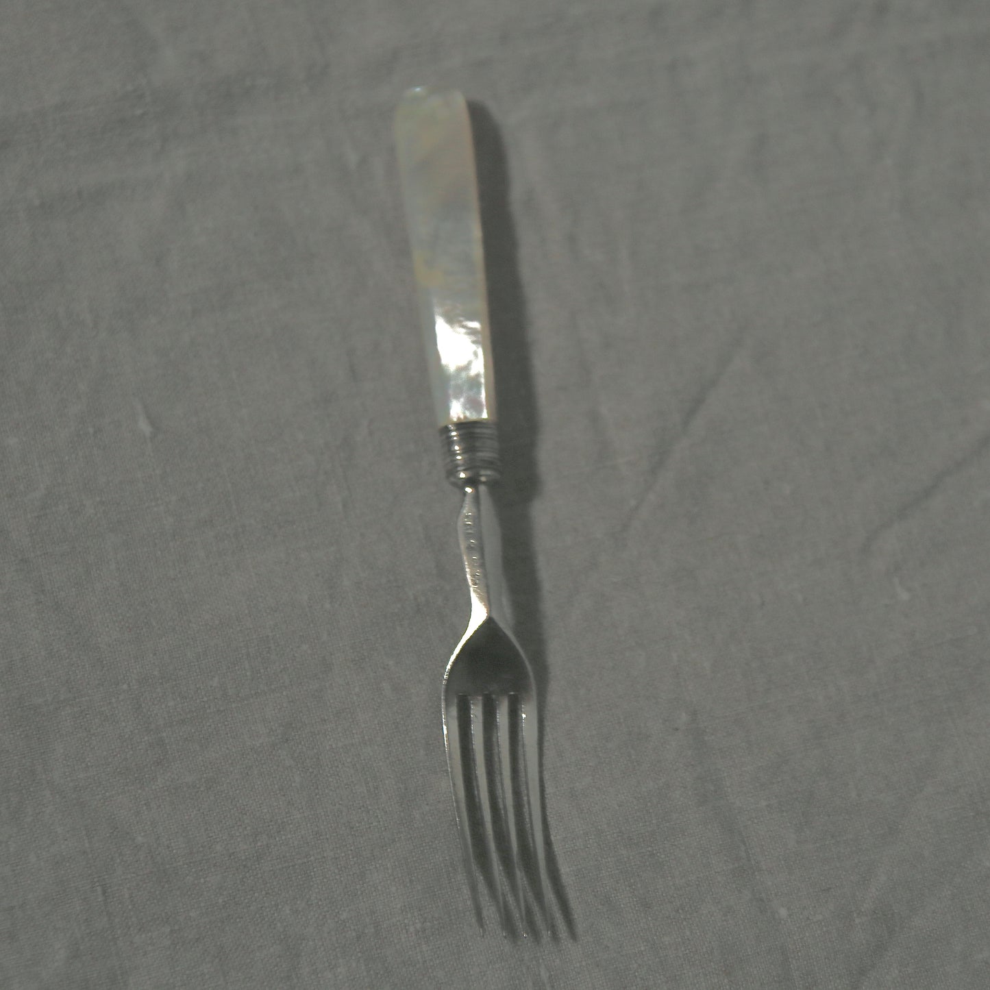 Mother of pearl dessert fork A